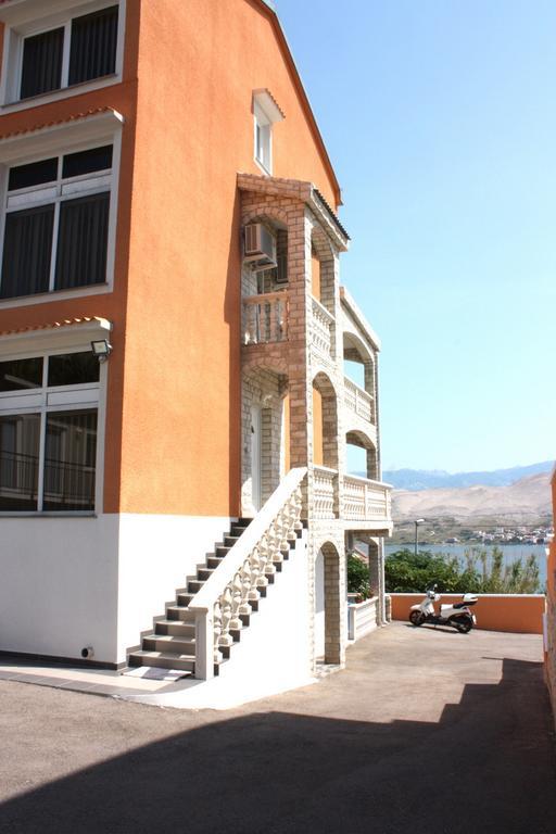 Apartments Villa Anastazija Pag Town Exterior photo